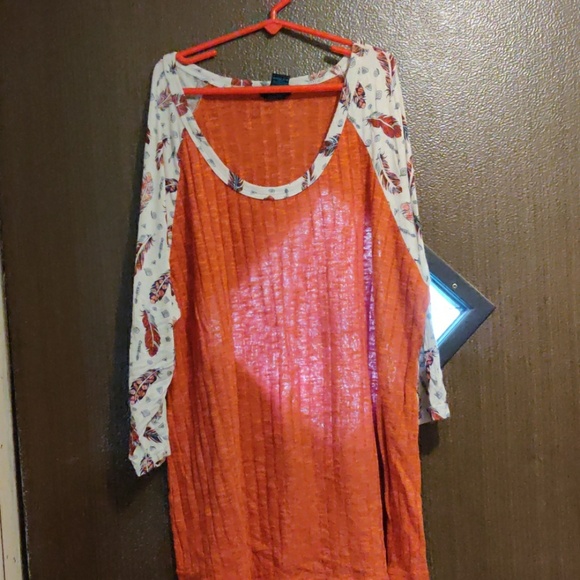 Long sleeve shirt - Picture 1 of 2